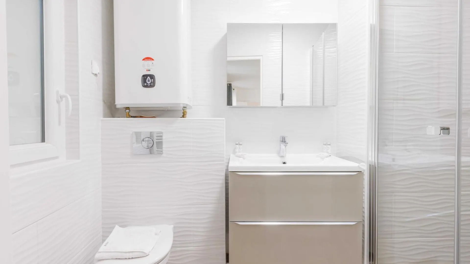 Urban Refuge In The Heart Of The Marsh 1bdr - 3p Apartament Paryż